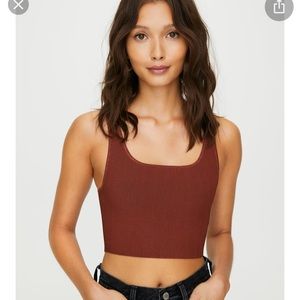 Babaton Sculpt Crop Tank